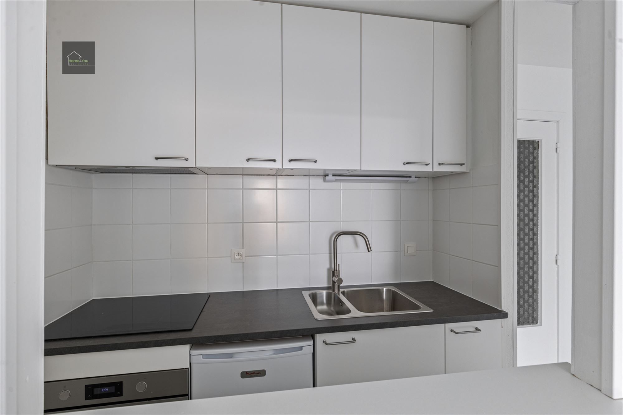 Instapklare, gerenoveerde studio te Oostende!  foto 13