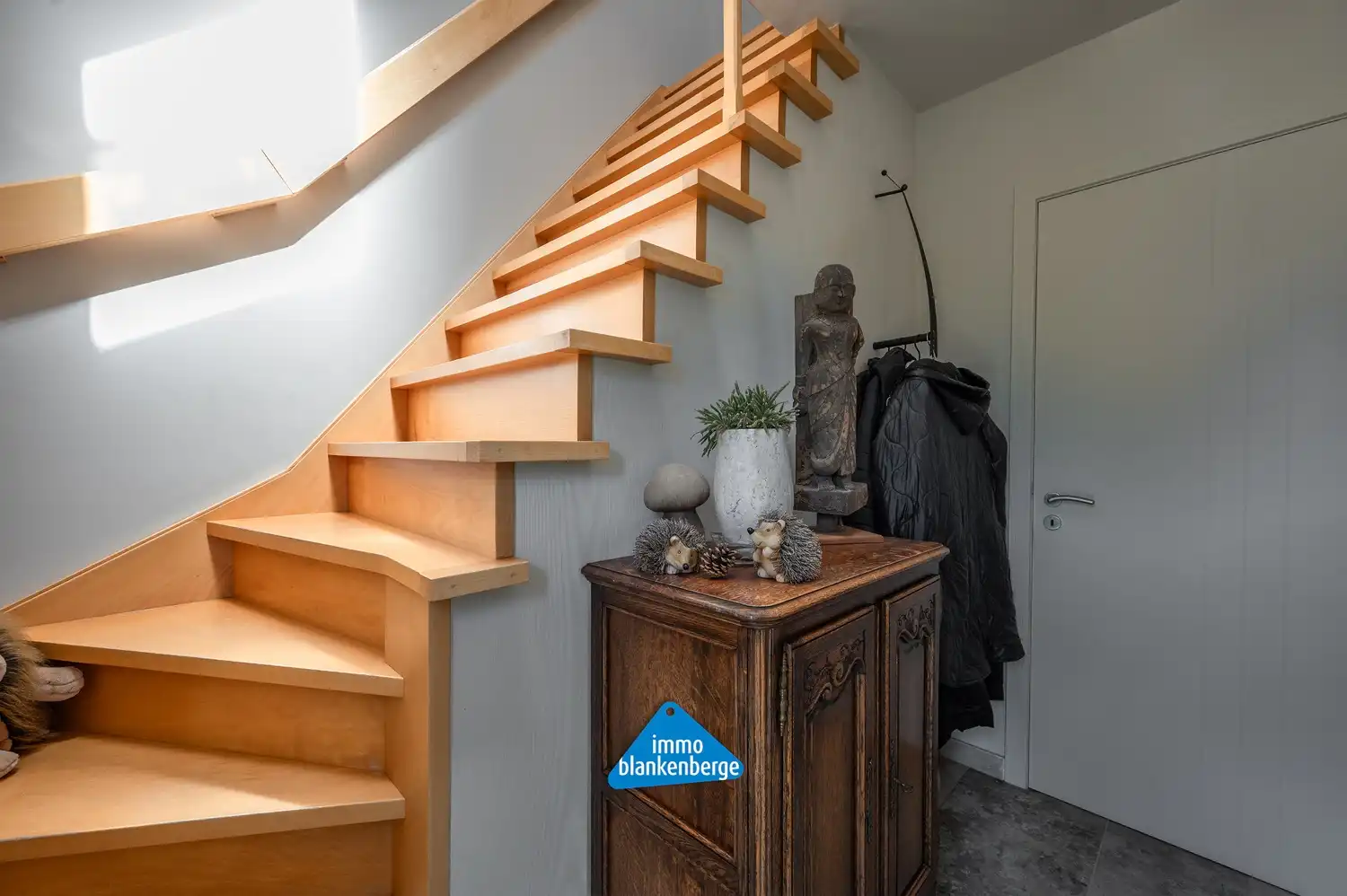 Instapklare Gezinsvilla met Tuin op Rustige en Centrale Ligging foto 34