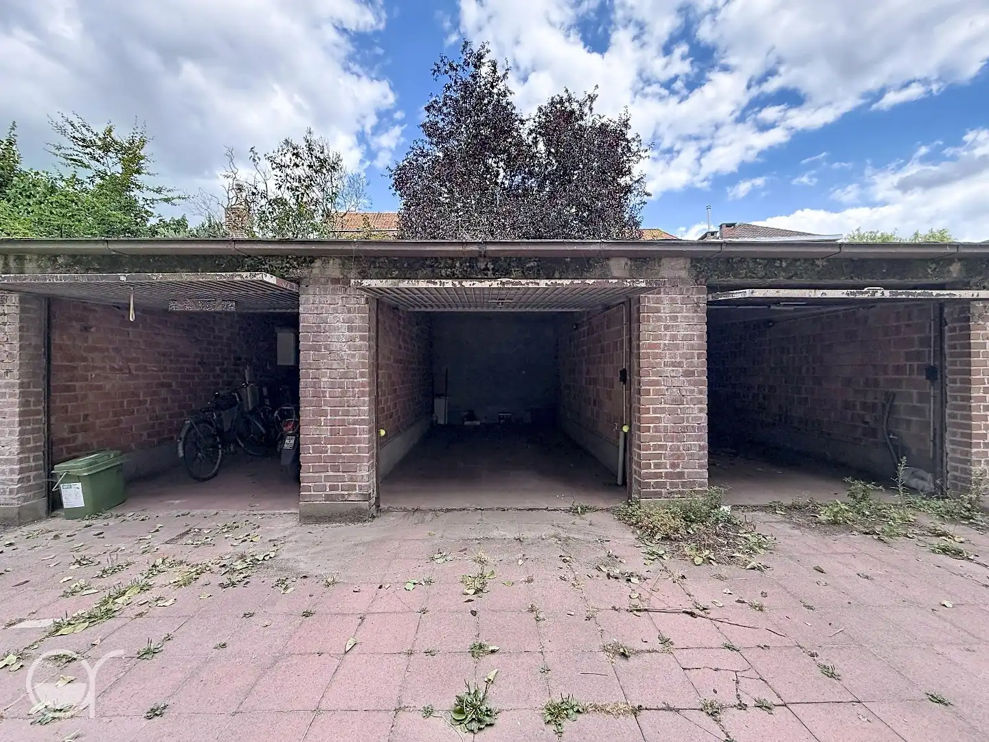 Ruim gezellig twee slaapkamer appartement met garagebox foto 11