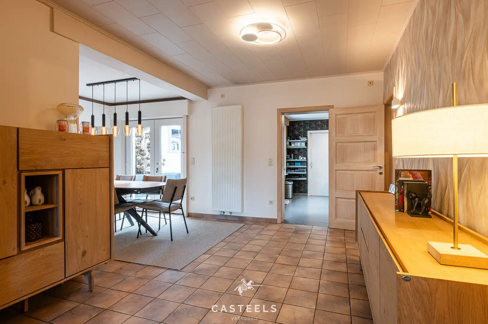 Instapklare gezinswoning met 4 slpks en bureel te Merelbeke foto 6