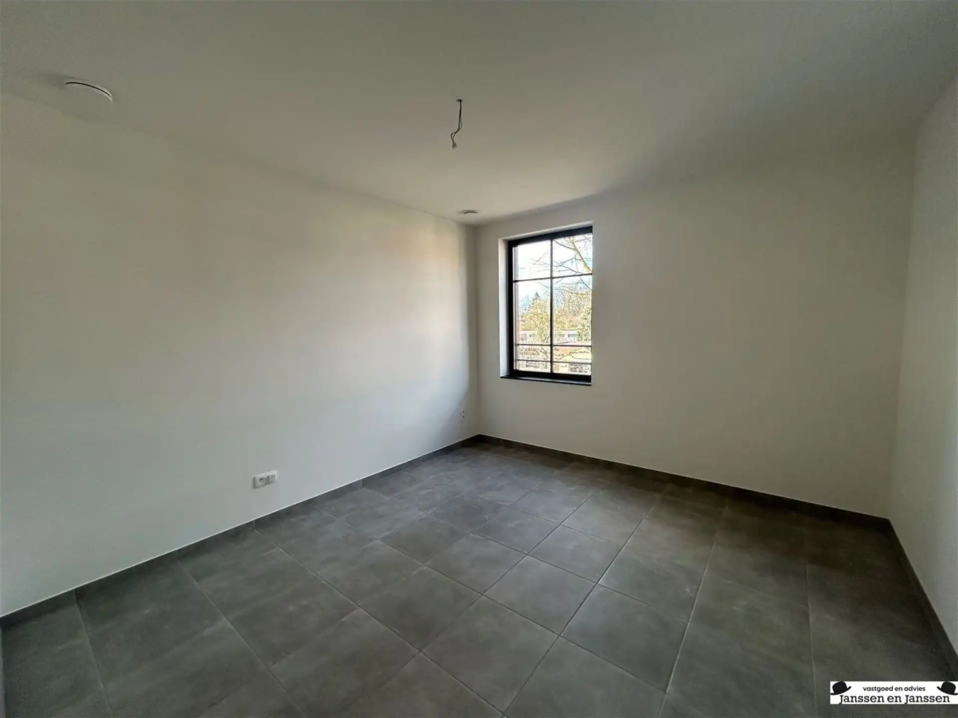 Prachtig appartement met 1 slaapkamer, parking en berging foto 11