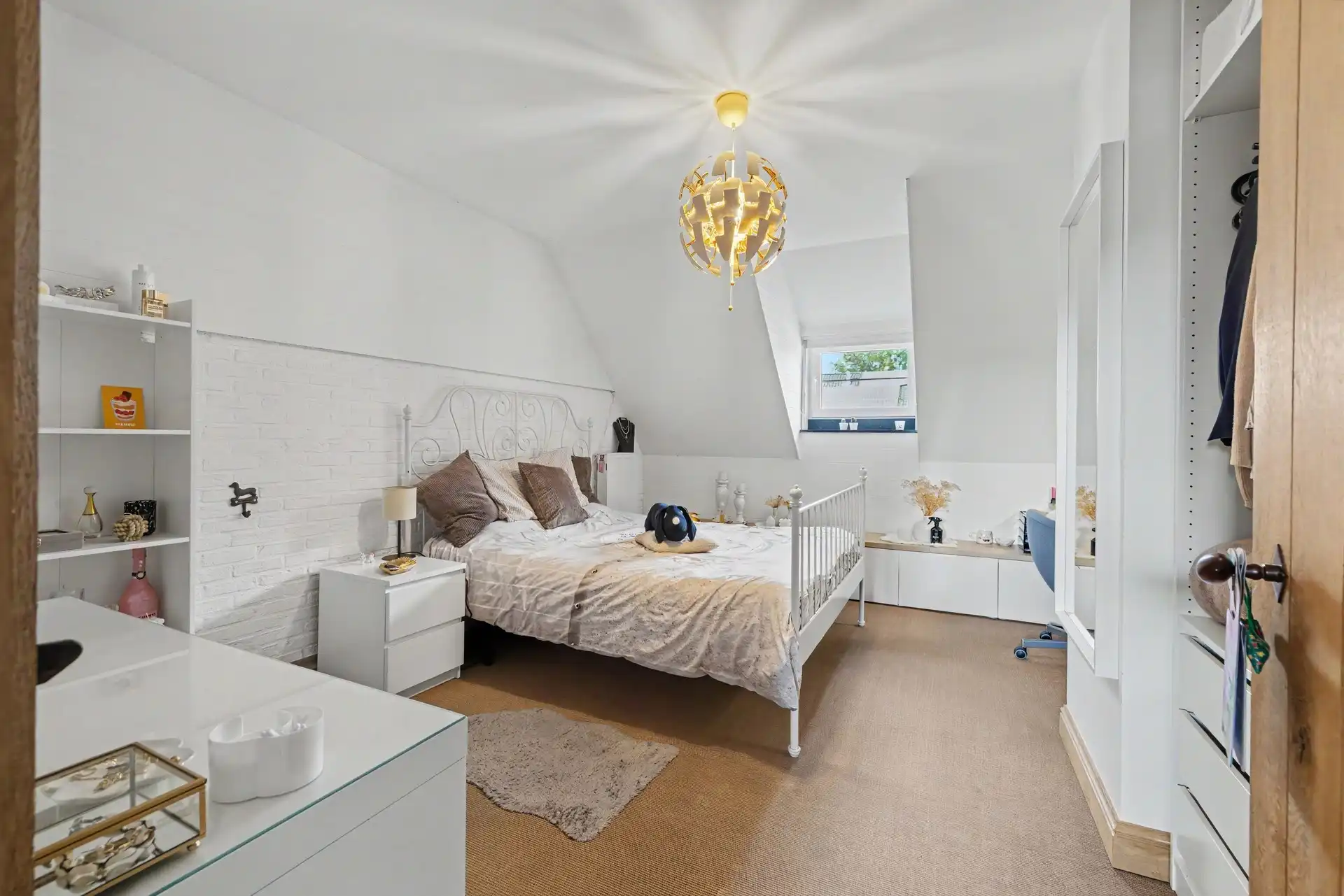 Kwalitatief afgewerkte gezinswoning in authentiek landelijke stijl met o.a. 4 slaapkamers & zwembad (344m²) foto 29