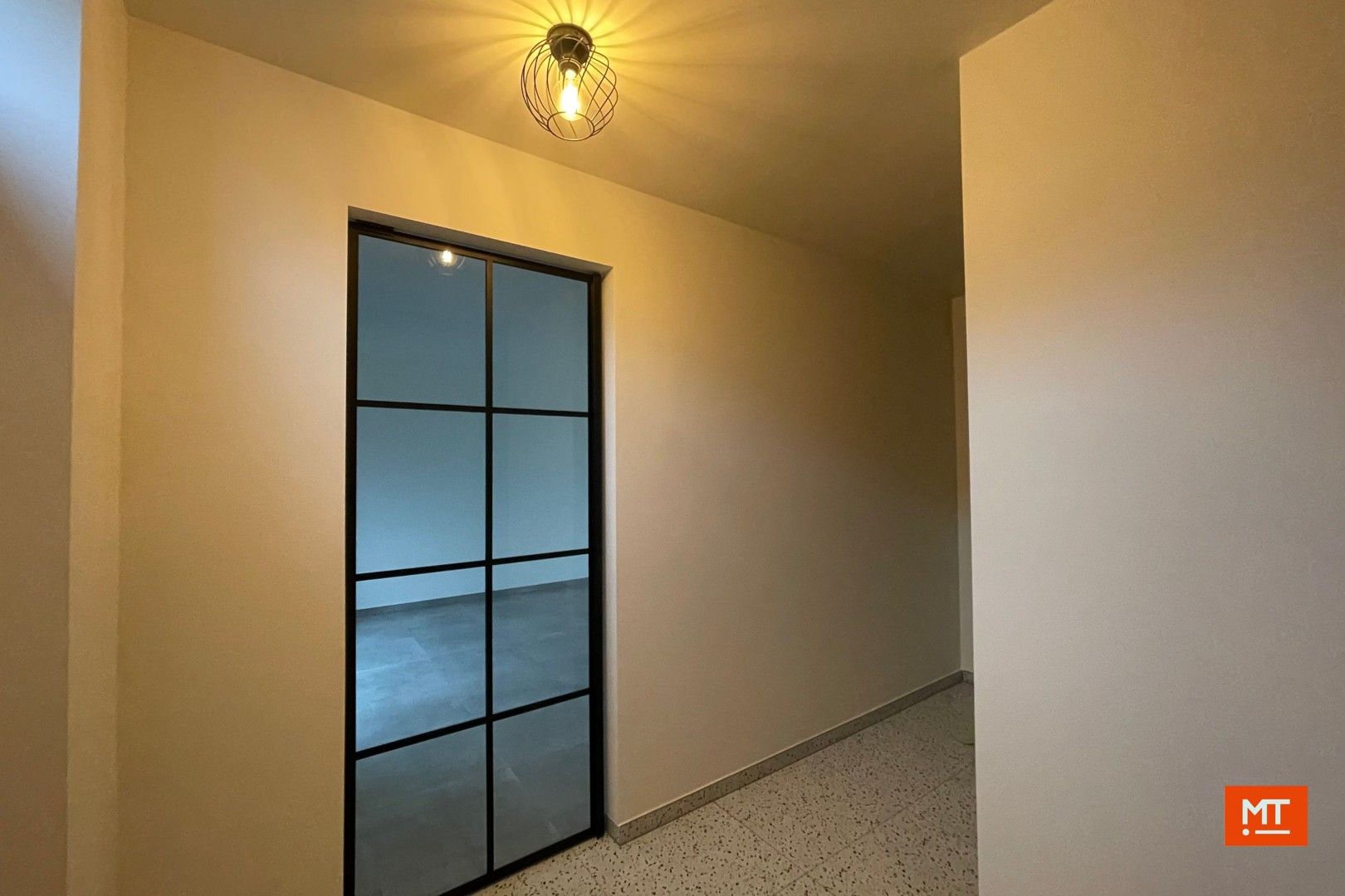 Nieuwbouwwoning te huur met 3 slaapkamers en carport foto 3