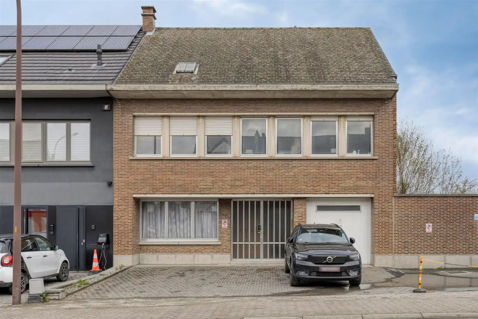 Hoofdfoto van de publicatie: Ruime woning met 4 slaapkamers te Huizingen