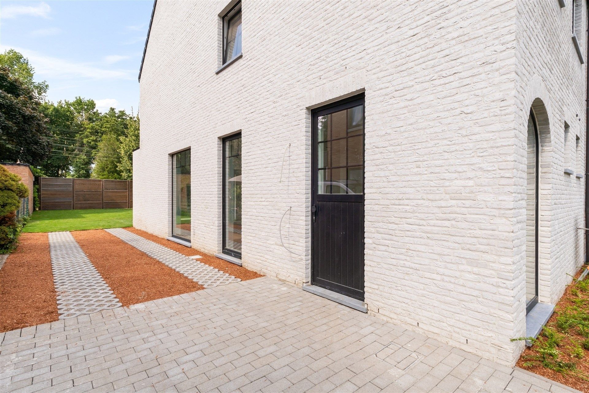 Afgwerkte Nieuwbouwwoning met mogelijkheid tot 4 slaapkamers foto 6