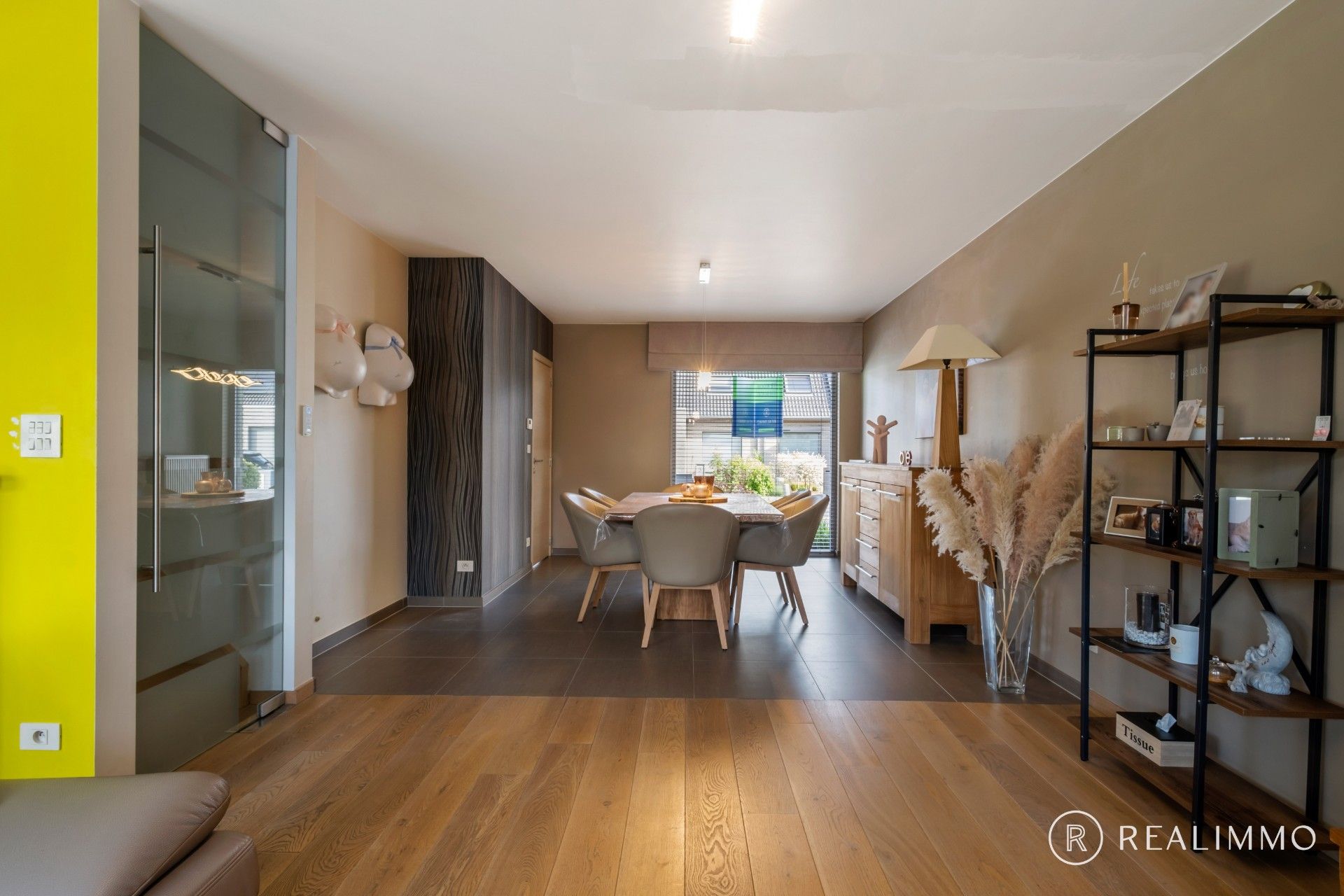 Perfect onderhouden woning in Deerlijk foto 2