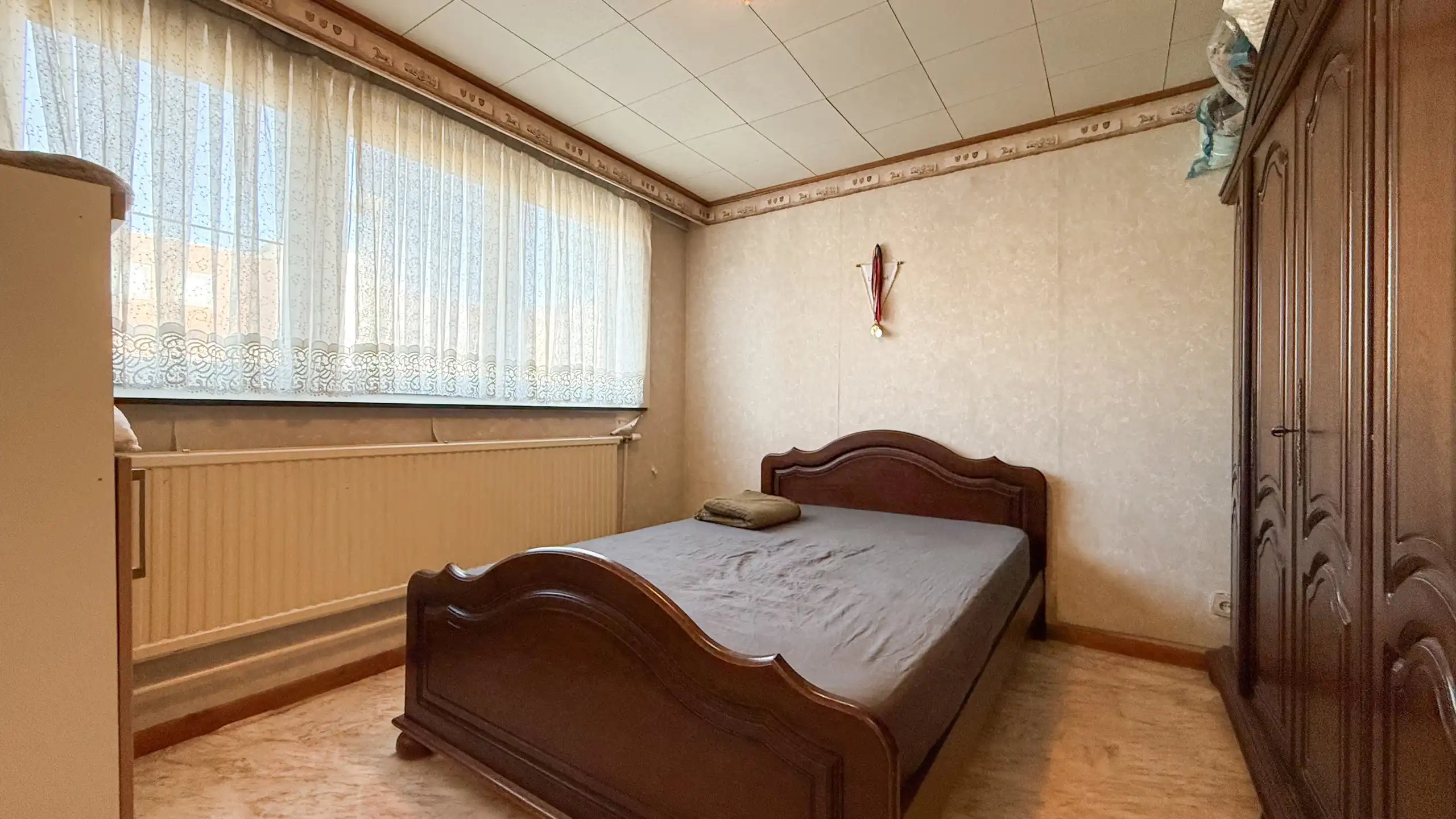 Moderne en gezellige woning met 5 slpkmrs en zonnepanelen! foto 19