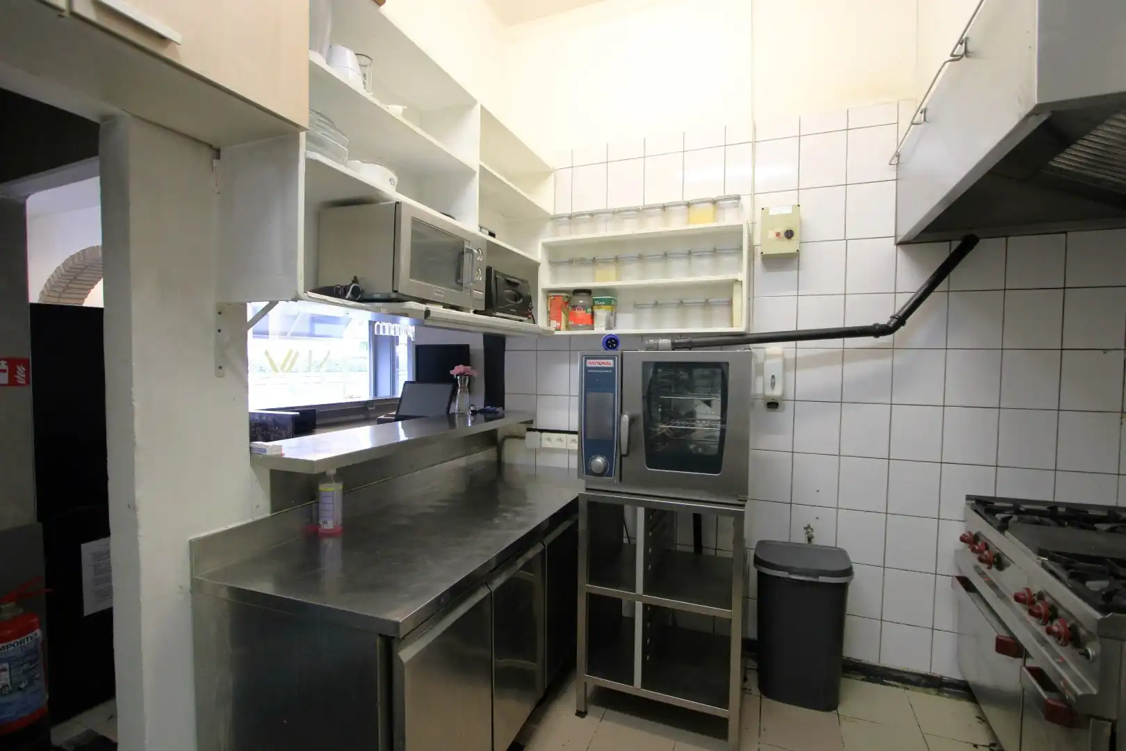 Verhuurd HOEK restaurant Kardinaal Mercierstraat 18 Heist te koop Bruto met bruto rendement van 7.85% foto 11