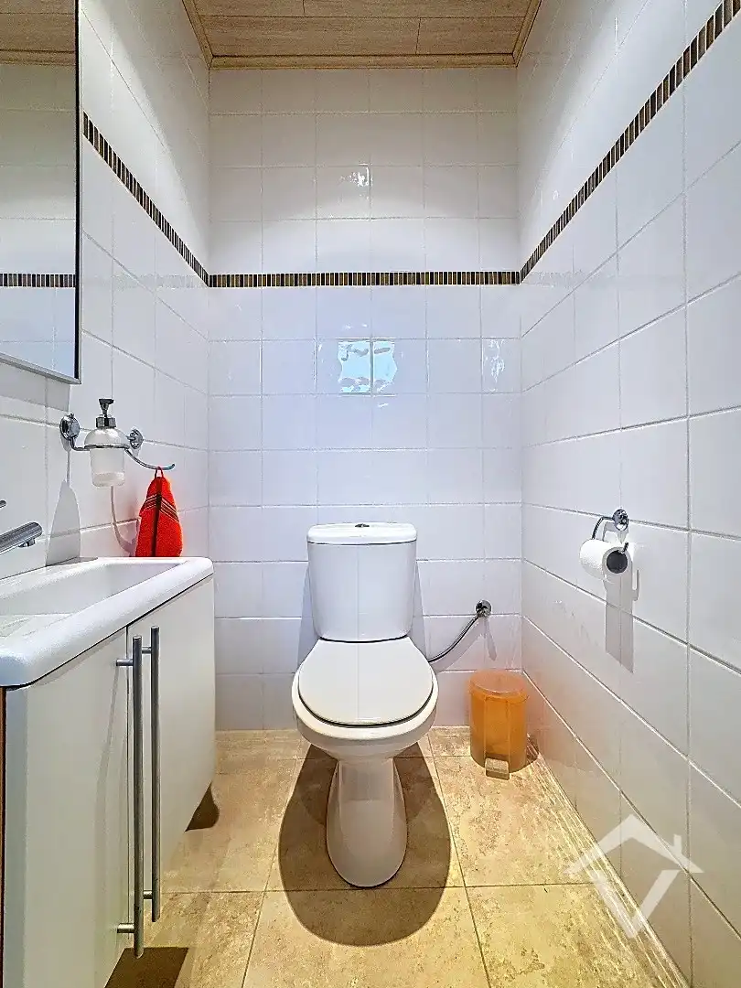 Woning met 4 slaapkamers en garage te Gistel  foto 3