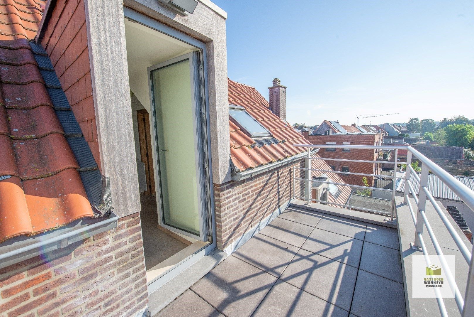 Verzorgde penthouse in het centrum van Sint-Kruis foto 3