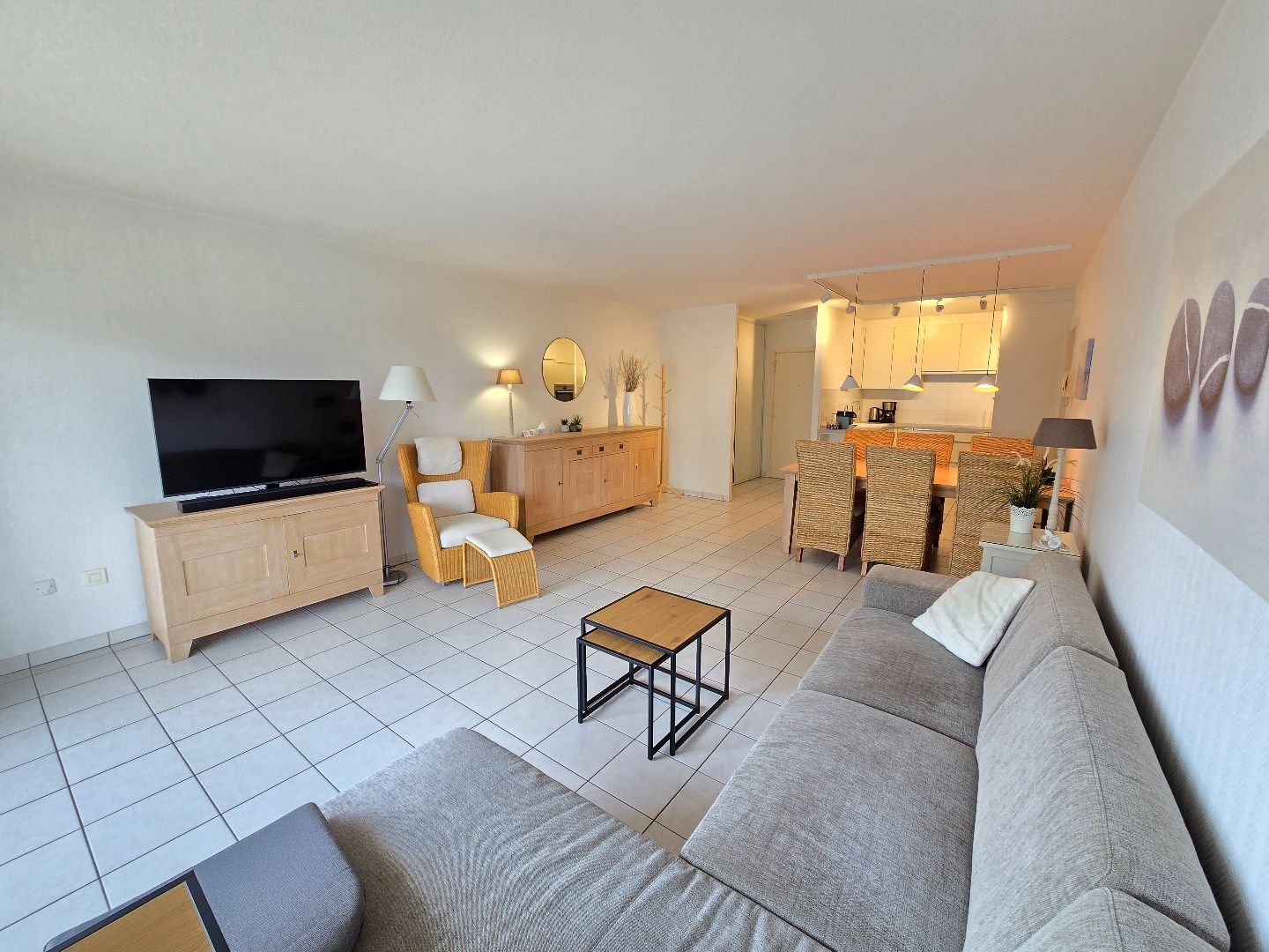 Appartement 2 slpks op het Esplanadeplein te De Panne foto {{pictureIndex}}