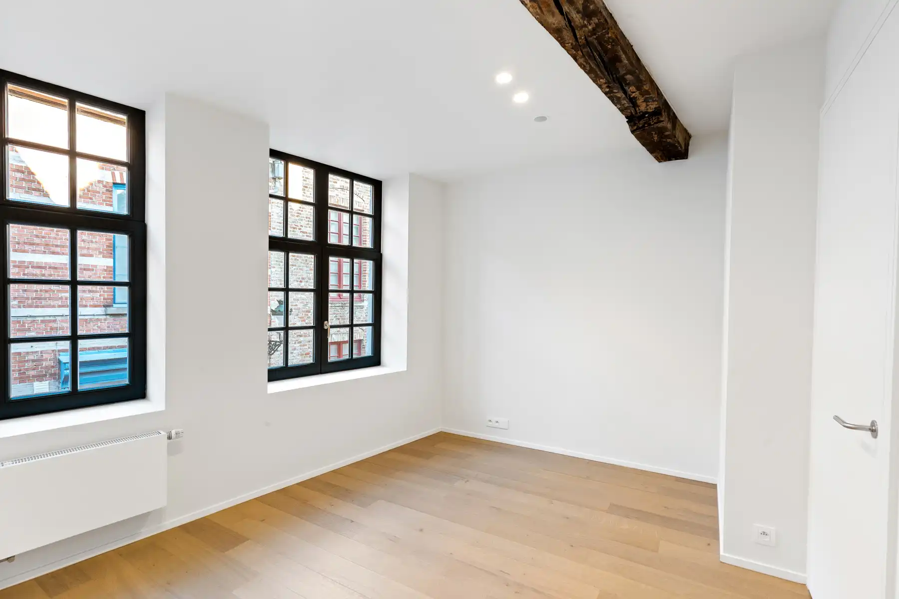 High-end  gerenoveerd met label A in hartje Brugge foto 14