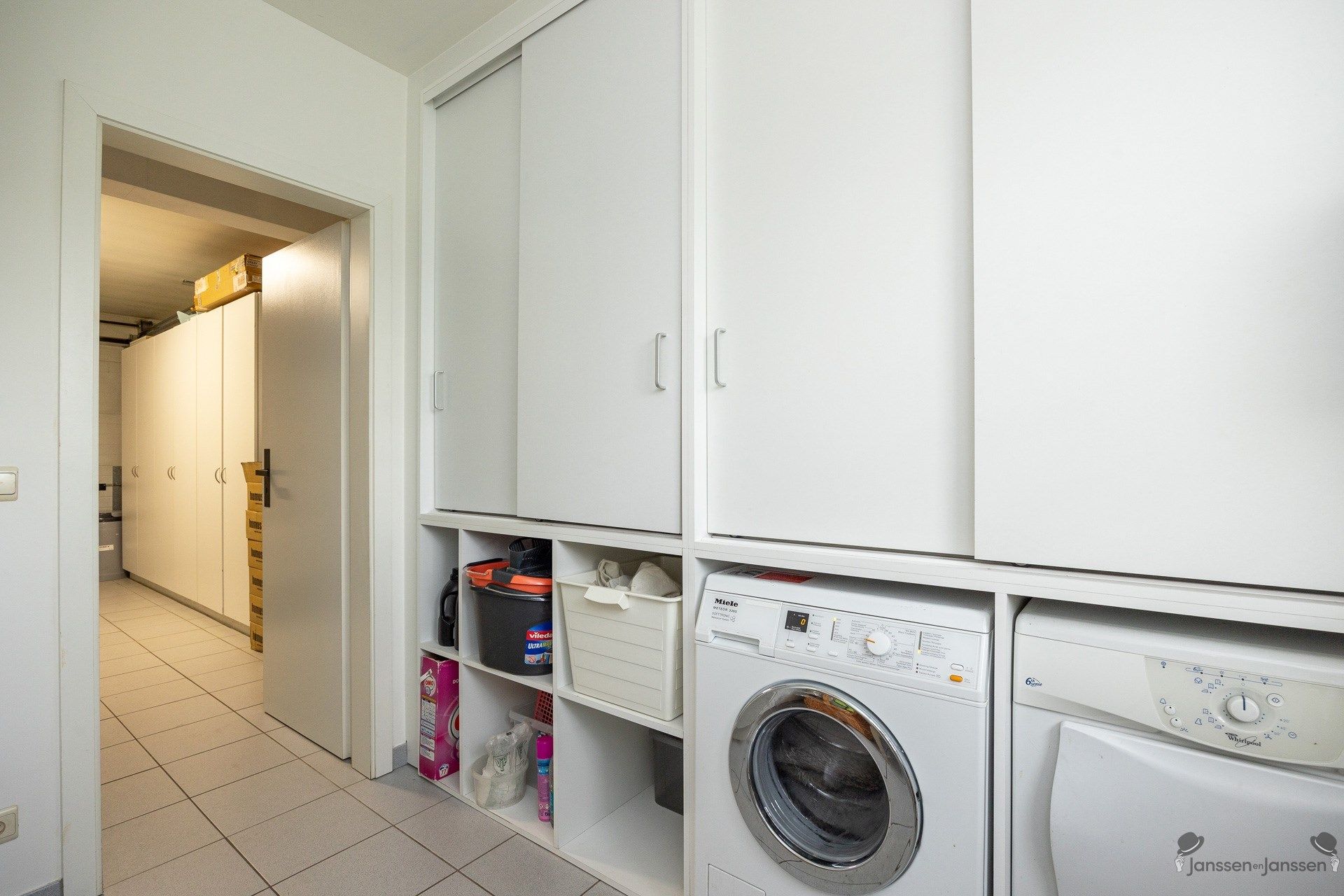 Energiezuinige instapklare woning met royale tuin foto 6