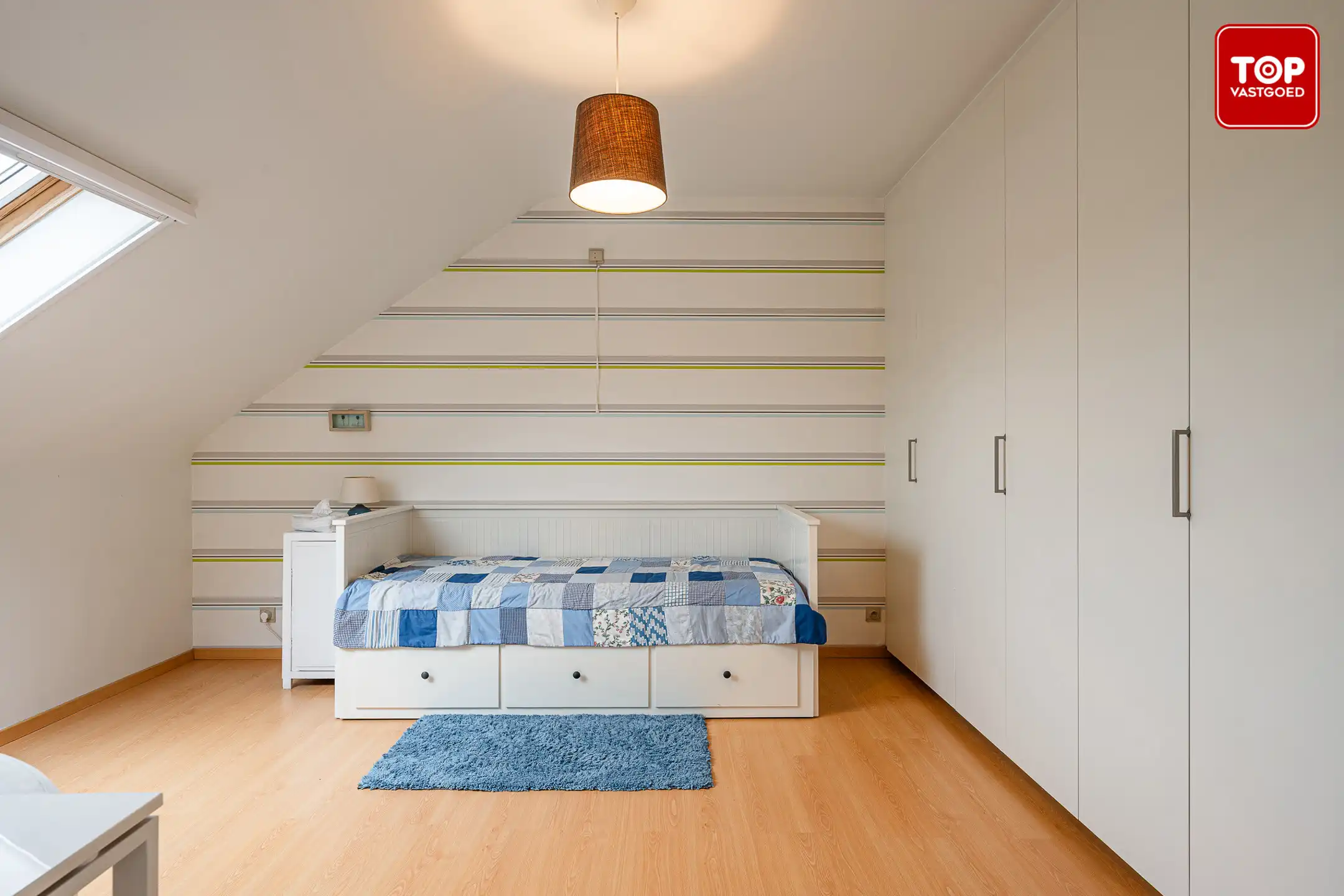 Rustig gelegen duplexappartement met 3 slaapkamers, garage en groene omgeving. foto 19
