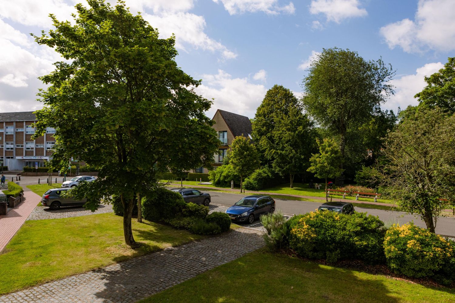 Modern gerenoveerde woning met 2 slaapkamers ( + 2 slaapkamers extra mogelijk) in De Panne foto 16