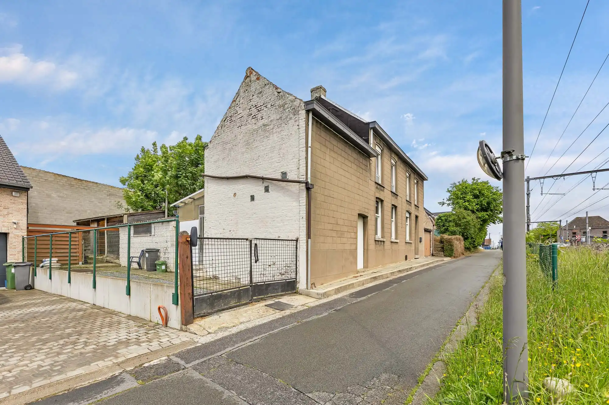 Te renoveren woning foto 24