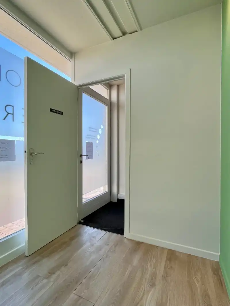 Handelsgelijkvloers op toplocatie in Oostduinkerke-bad foto 7