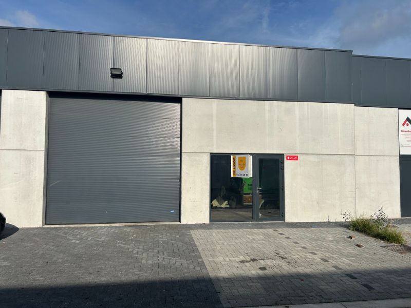 Nieuwbouw KMO-unit – 180 m² magazijn met 2 parkeerplaatsen foto 13