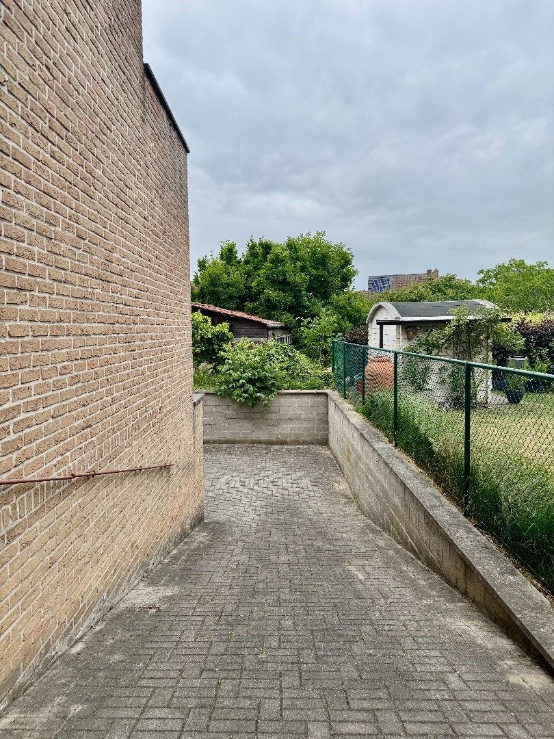 AFSPRAKEN ENKEL VIA MAIL!!  Te huur: gelijkvloers appartement in het centrum van Machelen foto 17