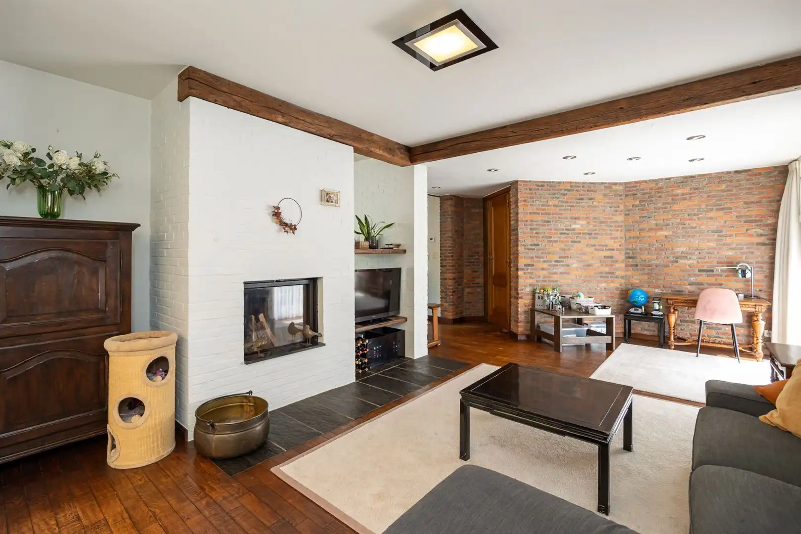 Karaktervolle woning met veel ruimte en prachtige tuin! foto 5