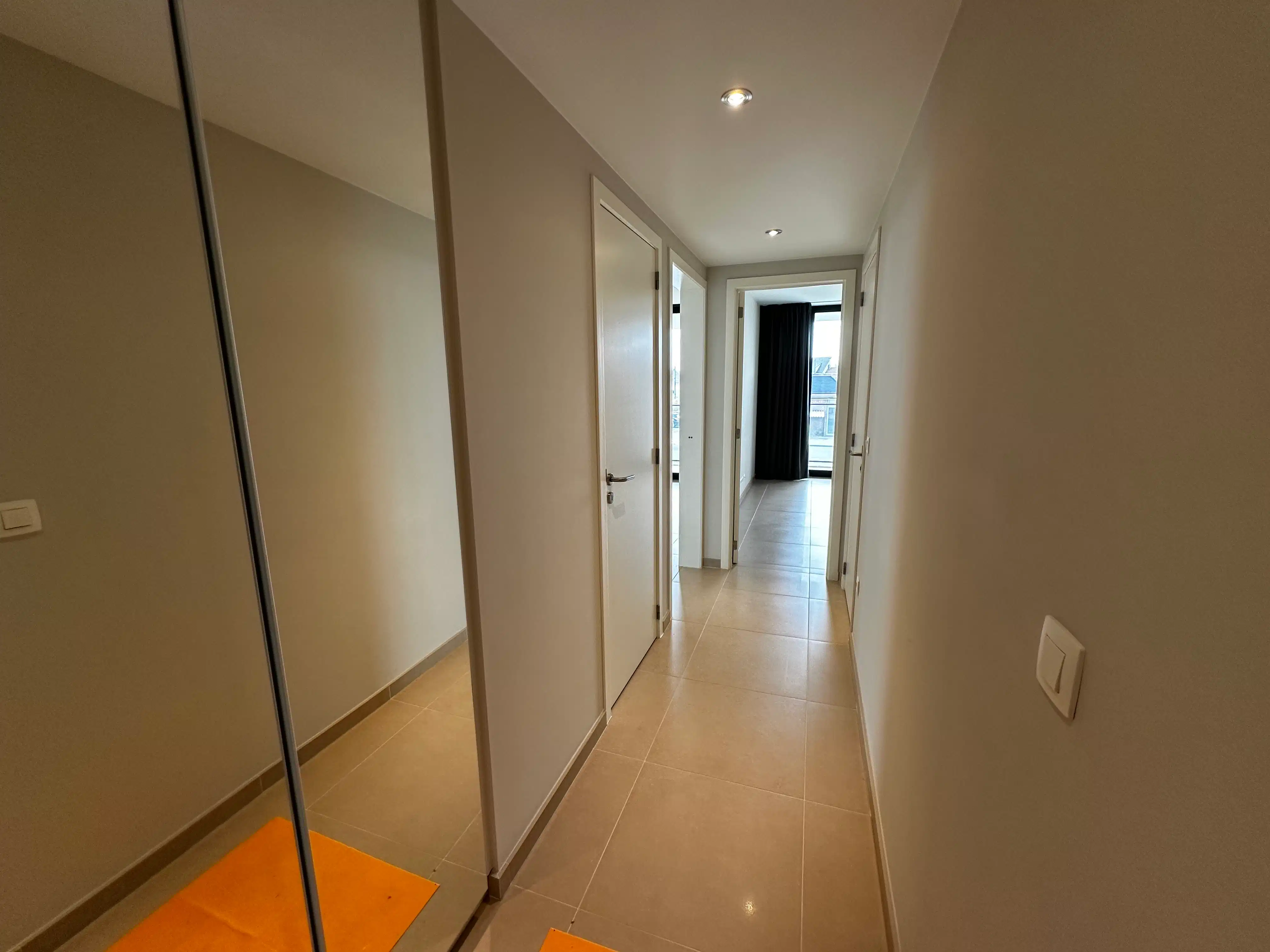 Recent één slaapkamer appartement in centrum van Aalter foto 2