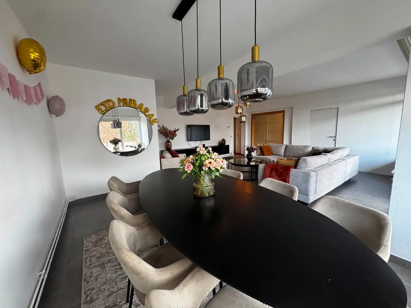 RUIM APPARTEMENT OP TOPLIGGING IN GENK foto 5