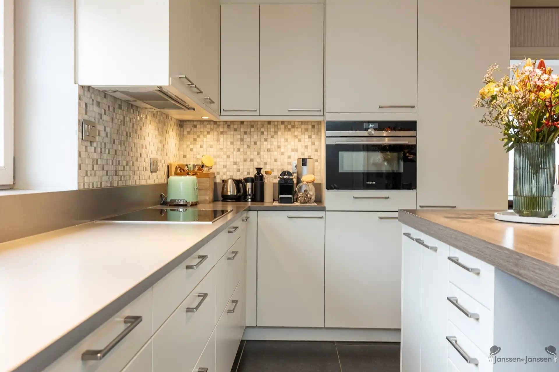 Gerenoveerde boerderij met landelijk zicht foto 19