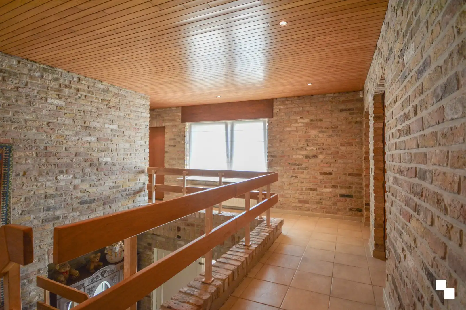 Handelswoning met winkel en atelier op commerciële ligging te Hooglede foto 23