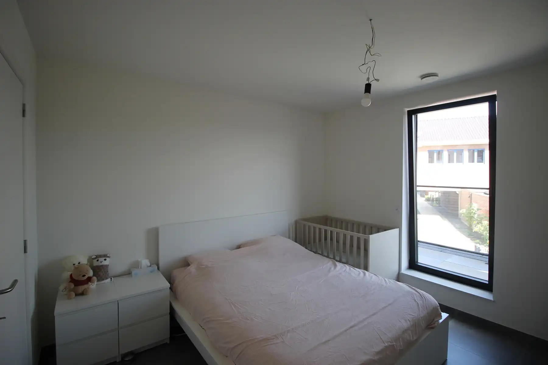 Ruim appartement van 122 m² met 2 slaapkamers, 2 terrassen, autostaanplaats en kelderberging. foto 13