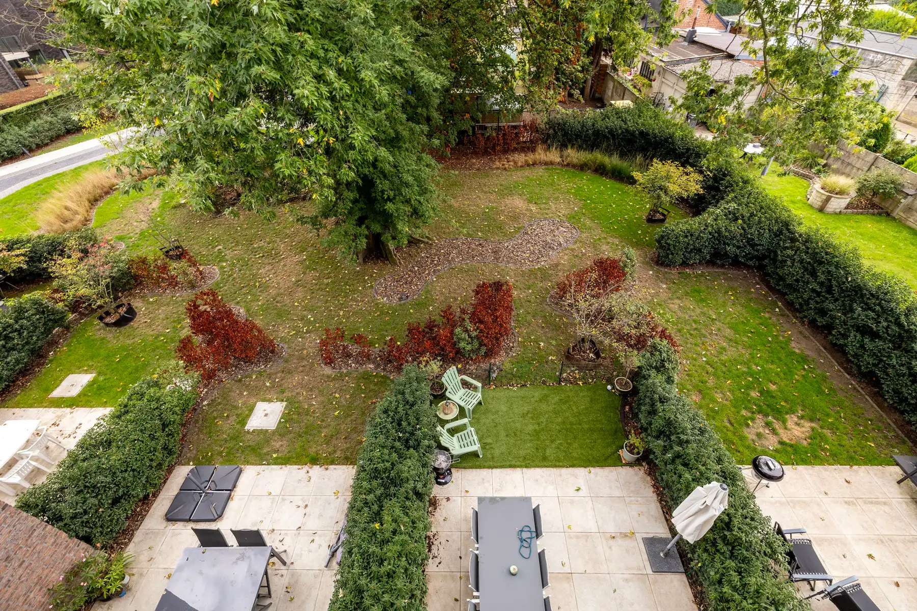 Recente woning met 3 SLP, 2 BK, tuin en 3 autostaanplaatsen foto 25