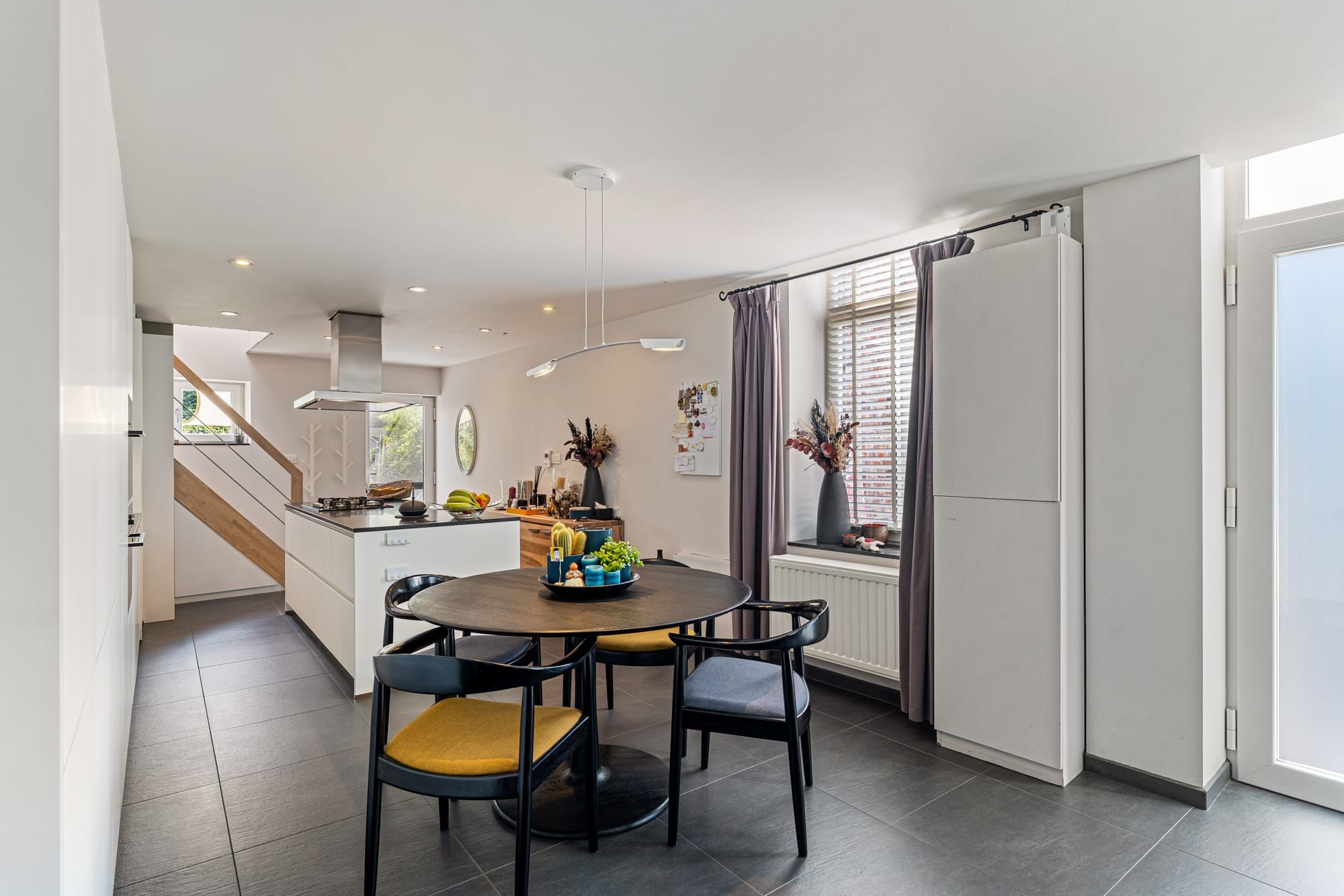 Knappe instapklare woning in het centrum van Zoutleeuw met 2 slaapkamers! foto 4
