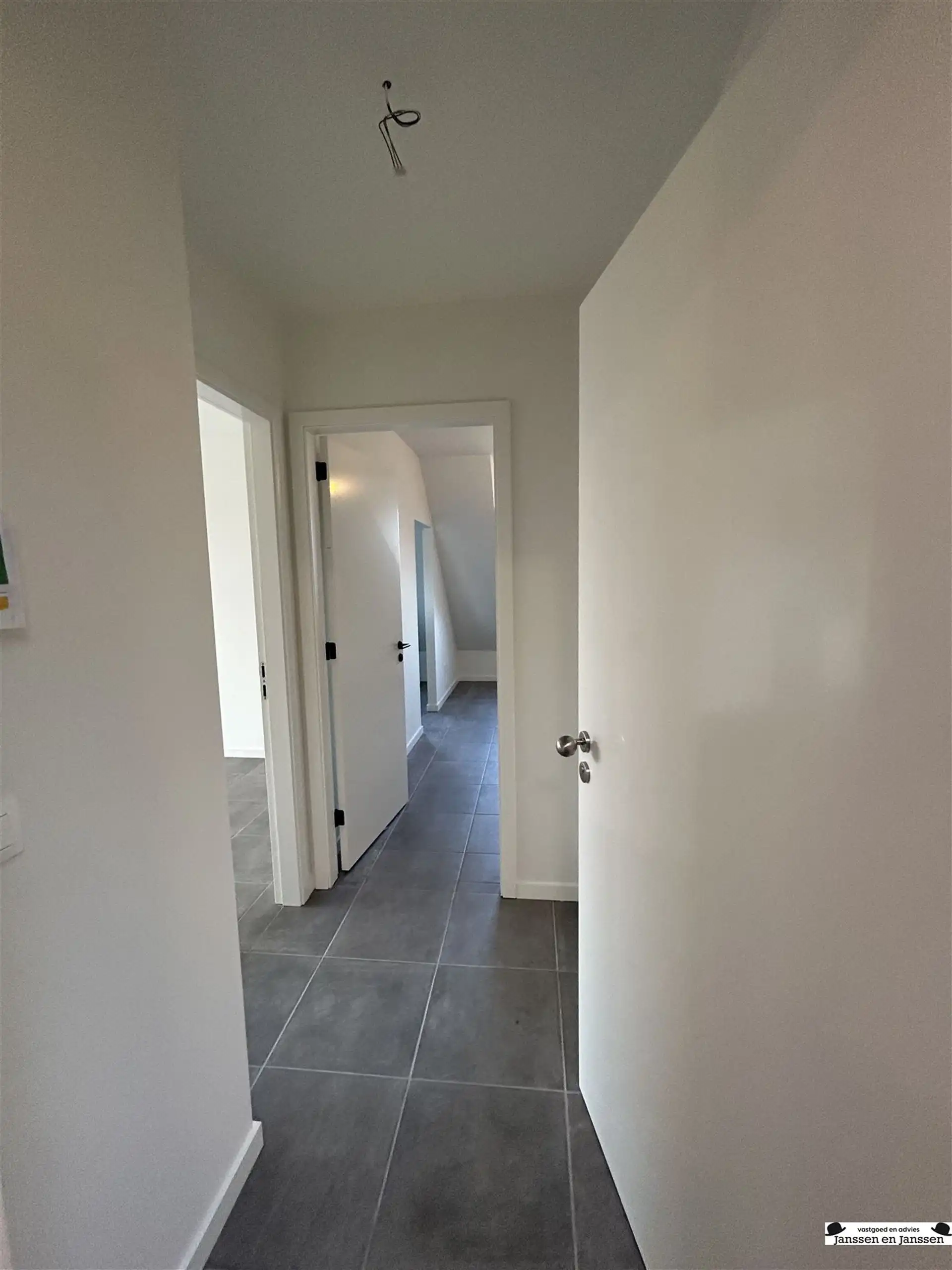 Gezellig appartement met 1 slaapkamer, autostaanplaats en berging foto 10