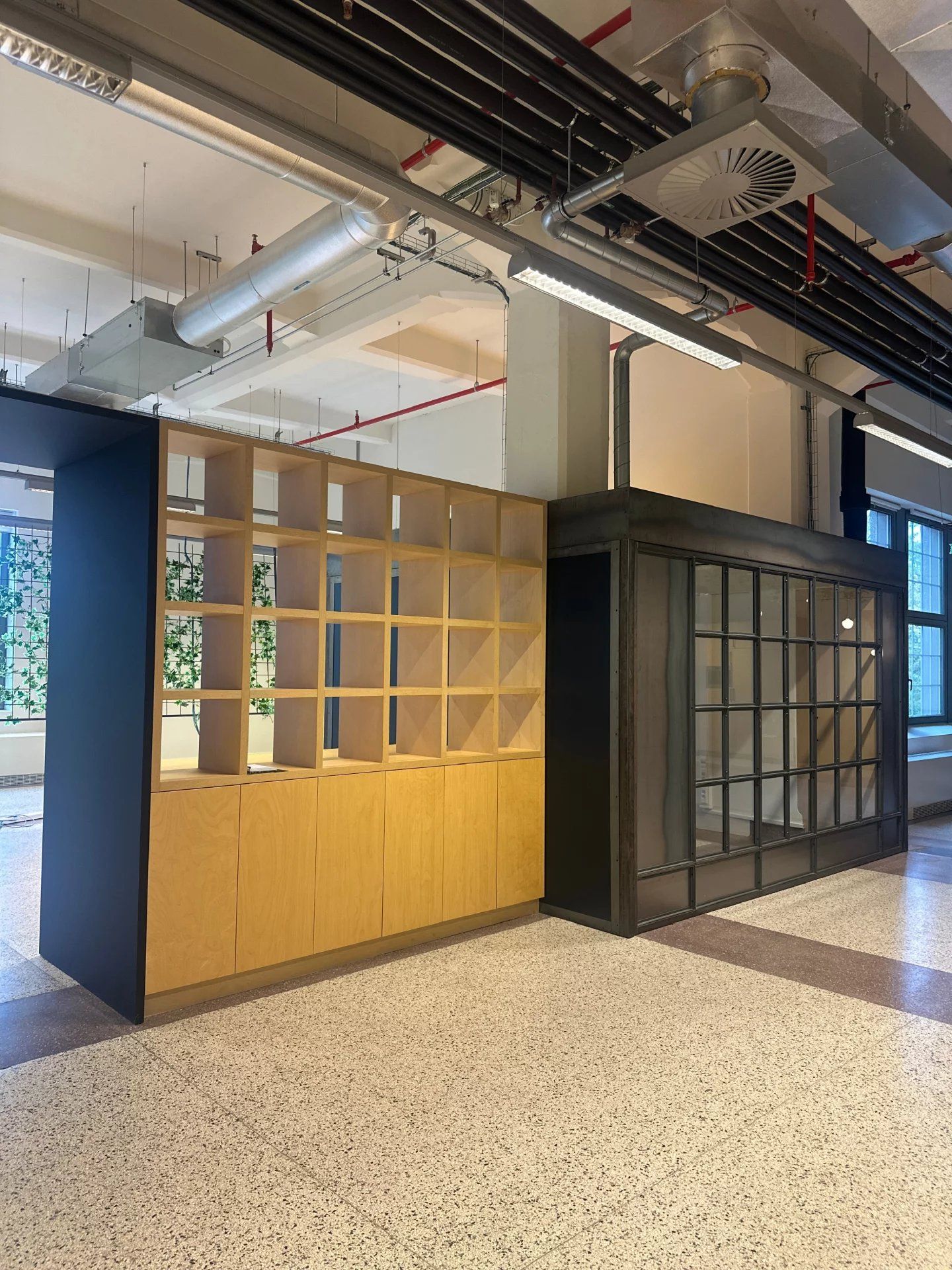 Unieke werkruimte in Thor Park Genk – 390m² multifunctionele klasse foto 13