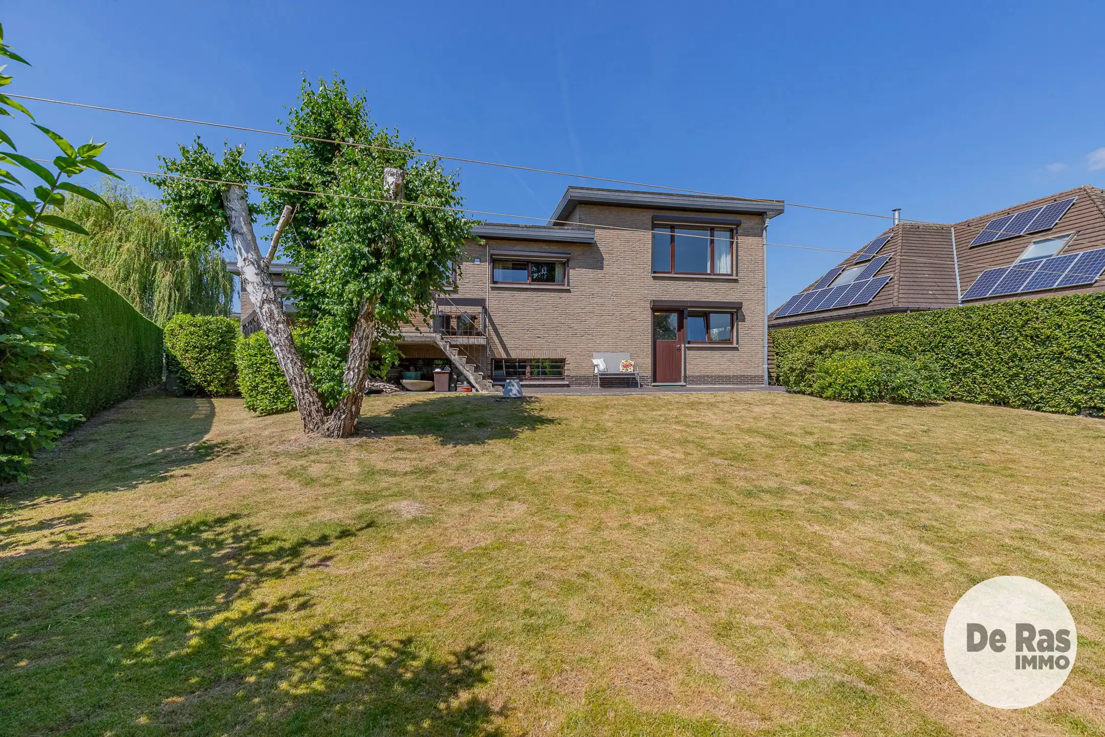 NIEUWERKERKEN – Statige en bijzonder ruime gezinswoning  foto 31