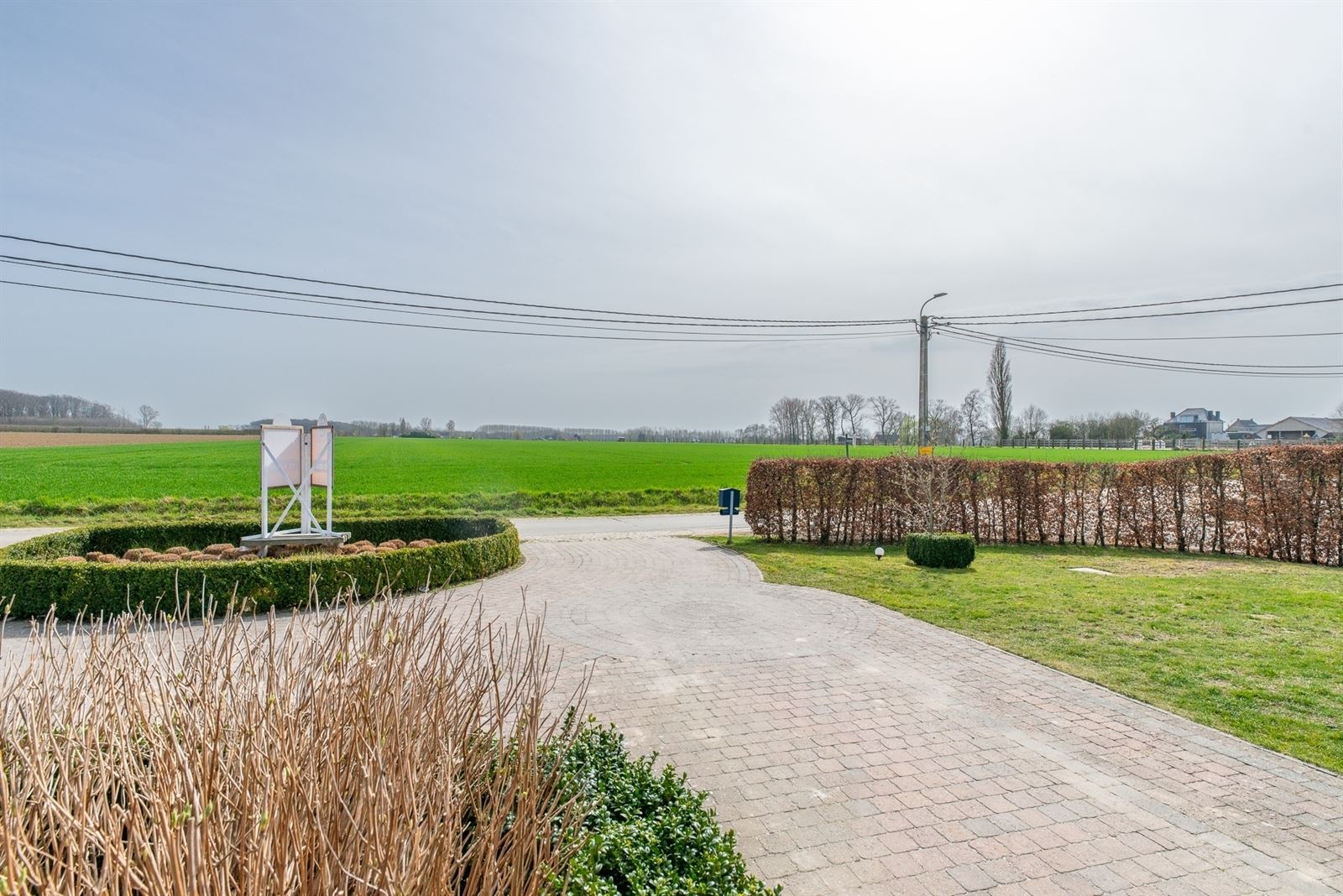 Ruime villa in landelijke omgeving foto 12