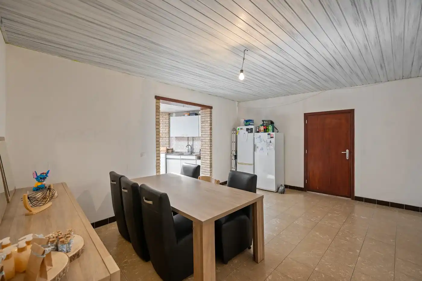 Half te renoveren rijwoning met 3 slpks met tuin, terras en 4 parkeerplaatsen. foto 14
