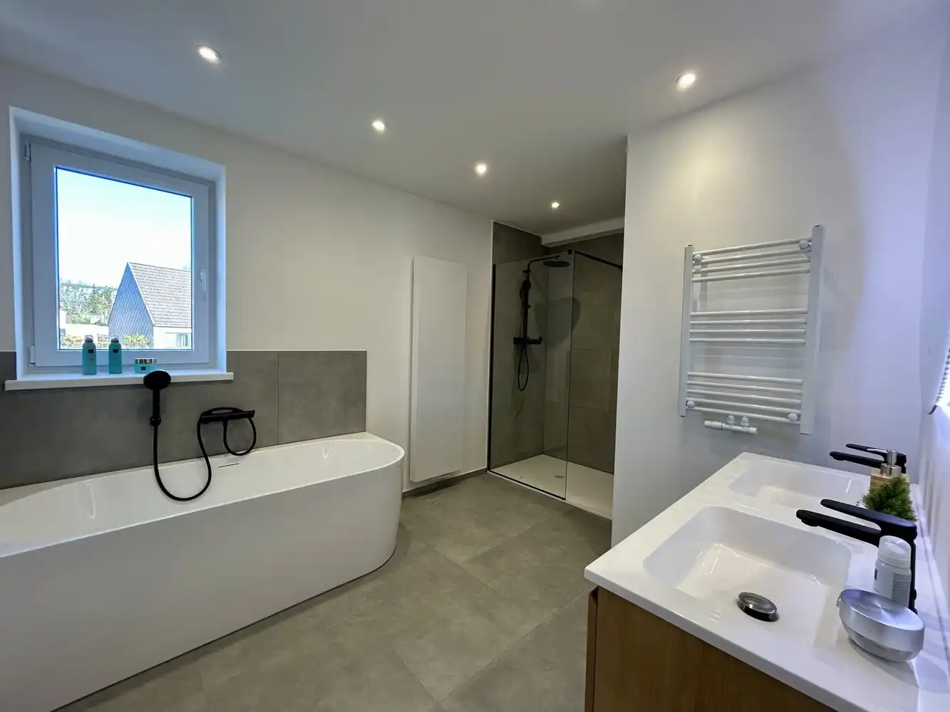 Volledig gerenoveerde woning met EPC-label A in het centrum van Bertem foto 14