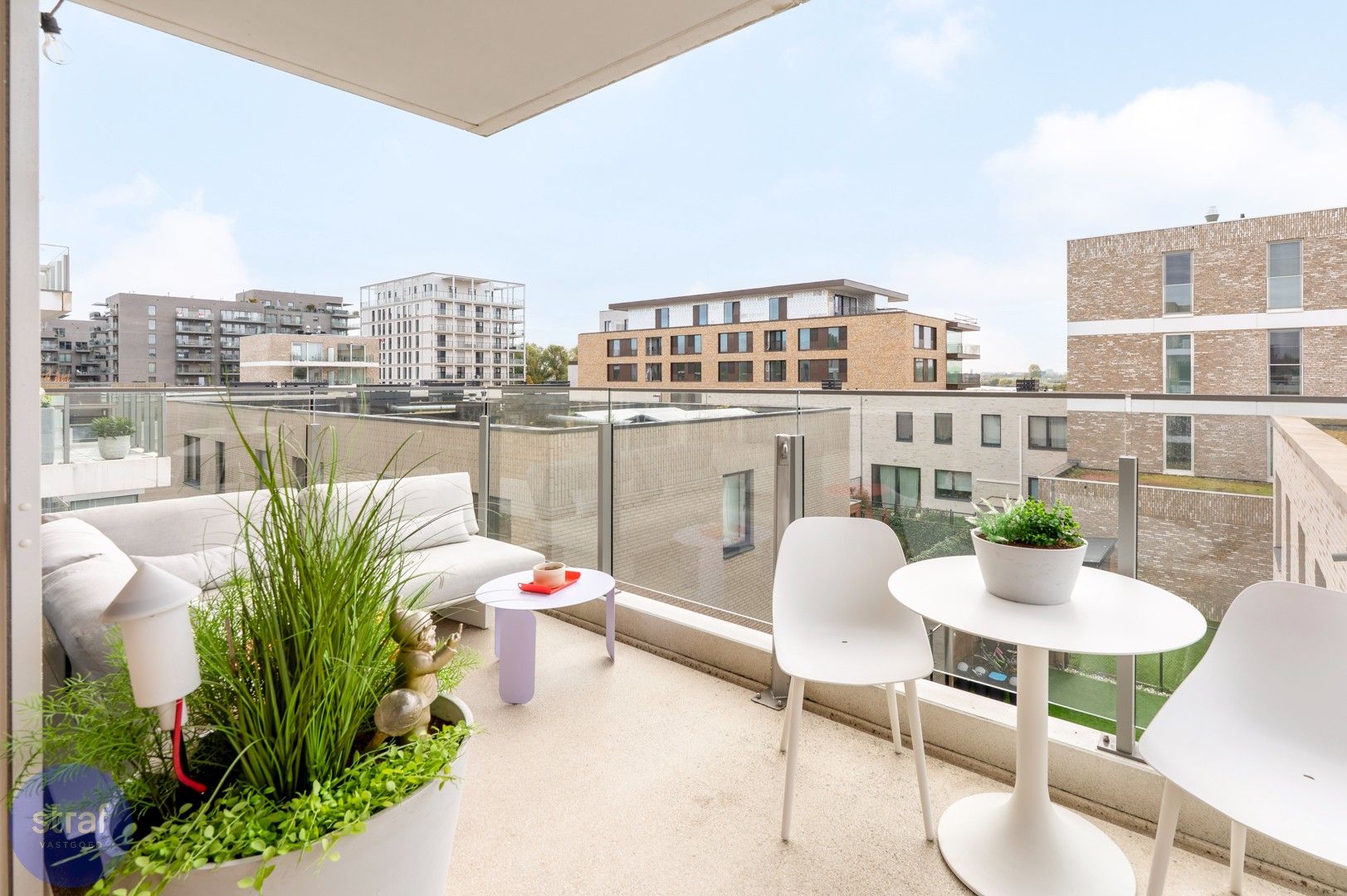 Modern appartement met terras en Galgenweel view foto 8