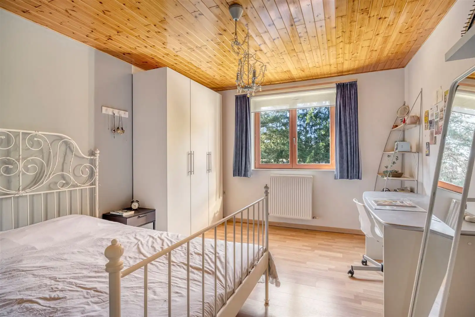 TE KOOP: Uniek woon- en investeringspand met ruime woning en 6 verhuurde studio’s te Heusden-Zolder! foto 33