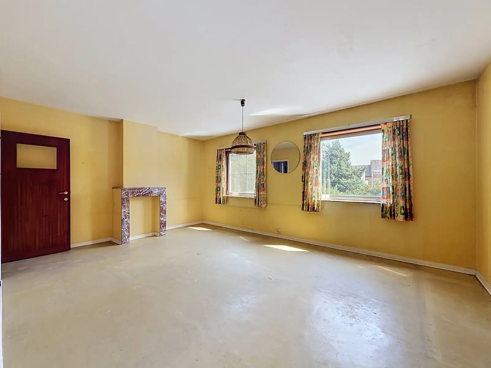 Woning met 4 SLPK, Tuin, Garage én mooi renovatiepotentieel! foto 11