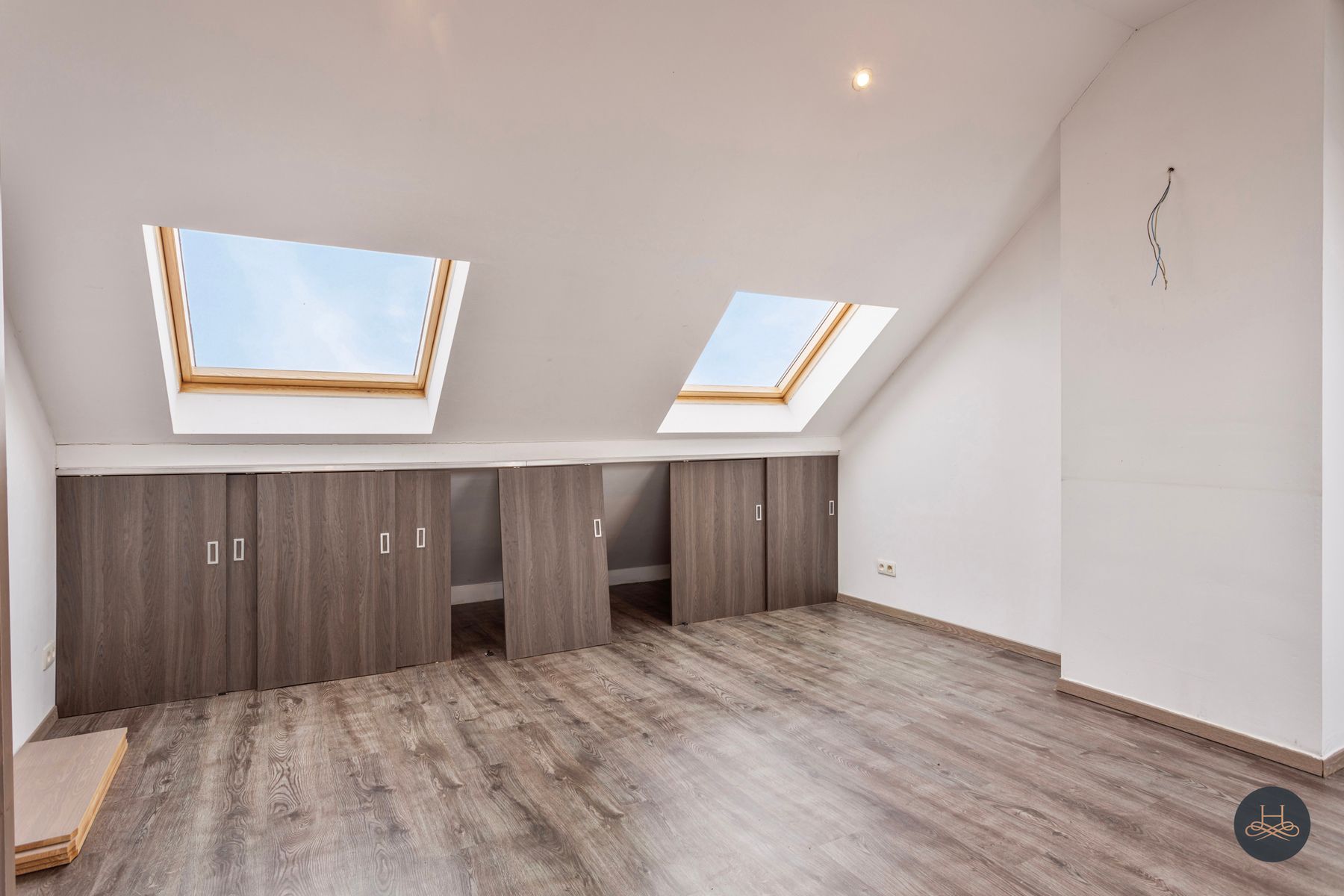 Ruime woning met veel potentieel op toplocatie foto 25