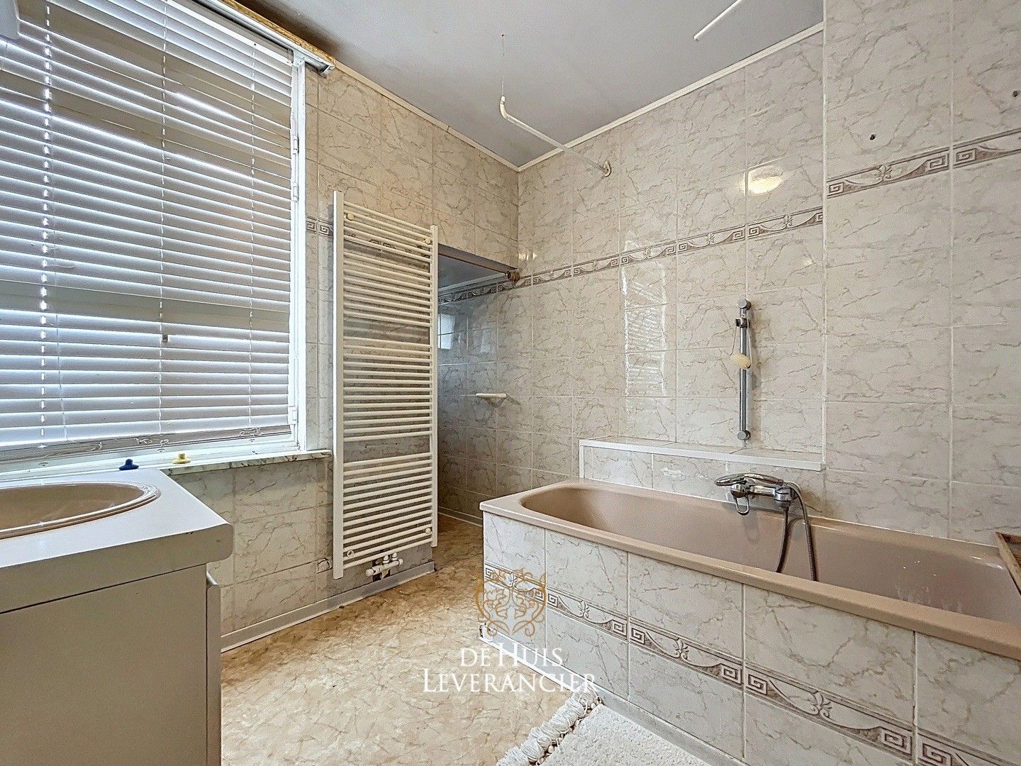 Instapklare woning met drie slaapkamers en twee badkamers foto 12