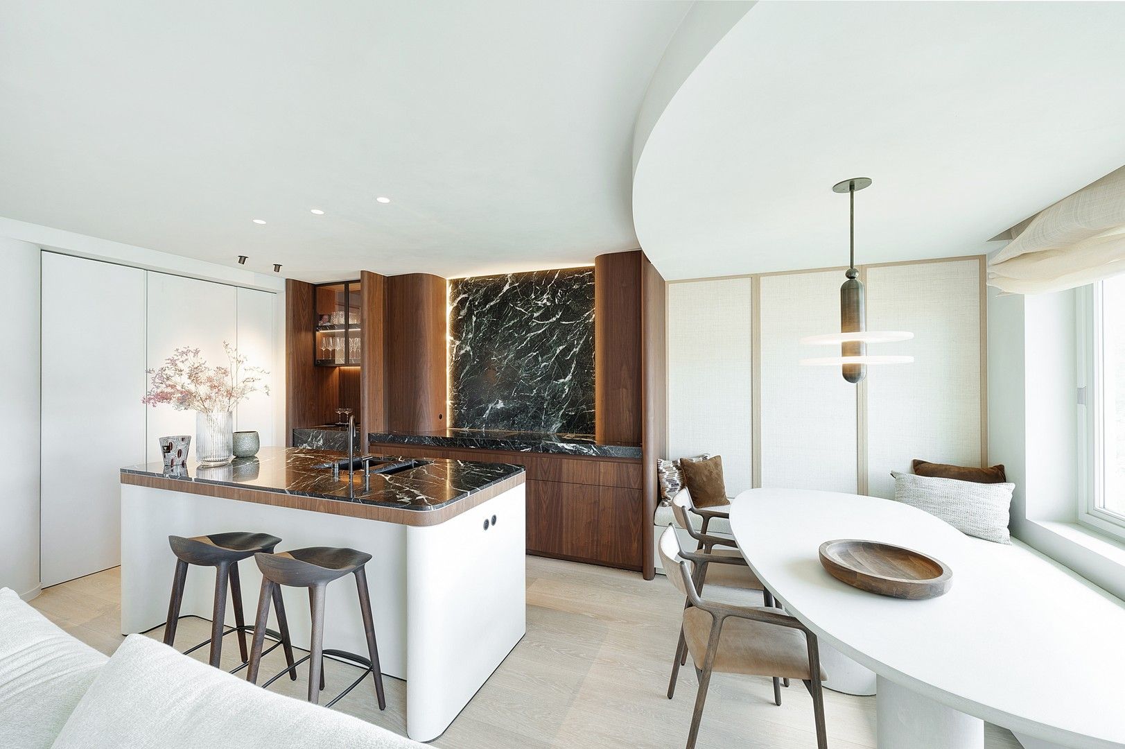 Prachtig appartement in het Zoute op enkele stappen van de zee en de wandeldijk. foto 3