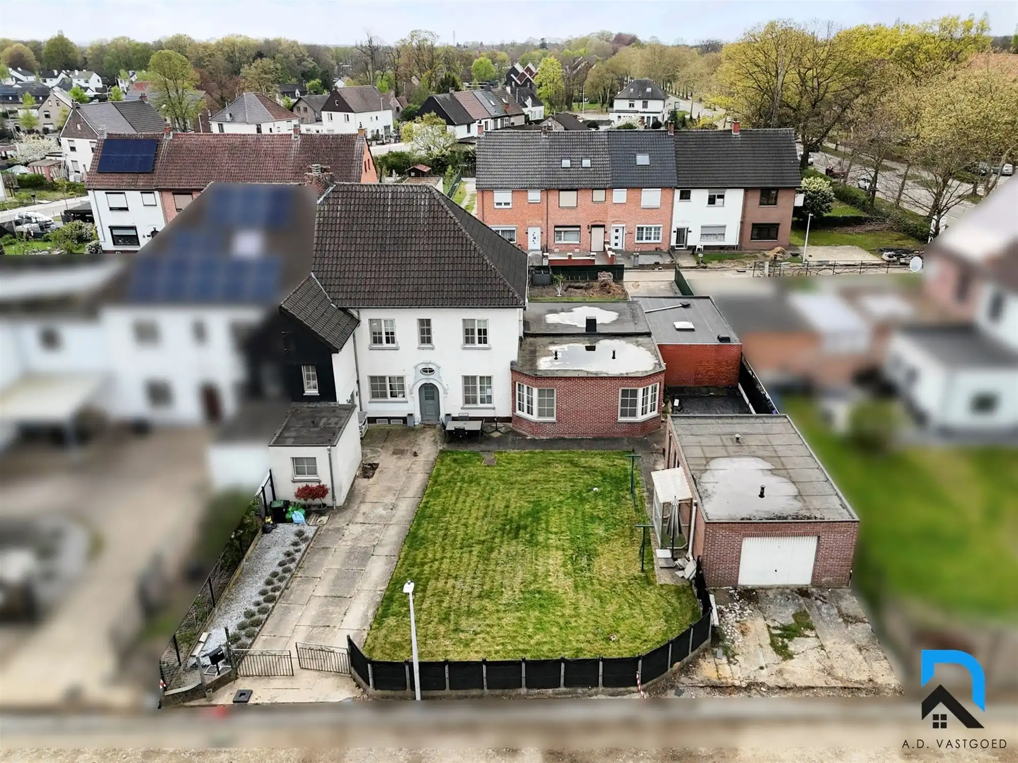 Gerenoveerde woning op toplocatie foto 2