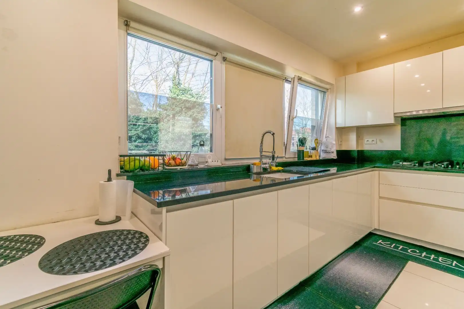 RECENTE OPBRENGSTEIGENDOM MET 2 APPARTEMENTEN! foto 10