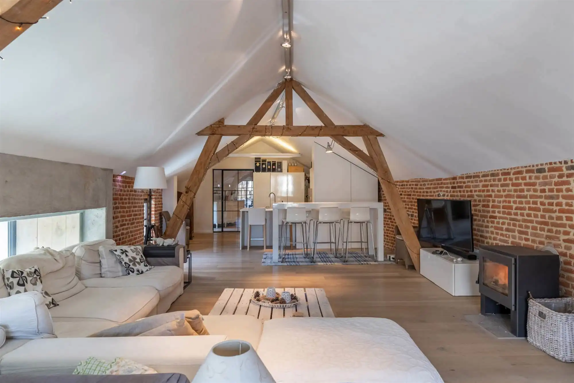 Karaktervolle gerenoveerde woning te Hoegaarden. foto 35