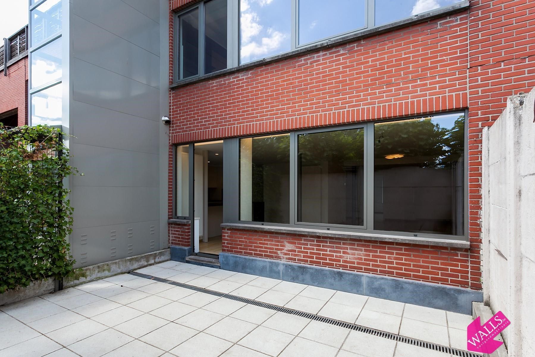 Gelijkvloers appartement met terras foto 12