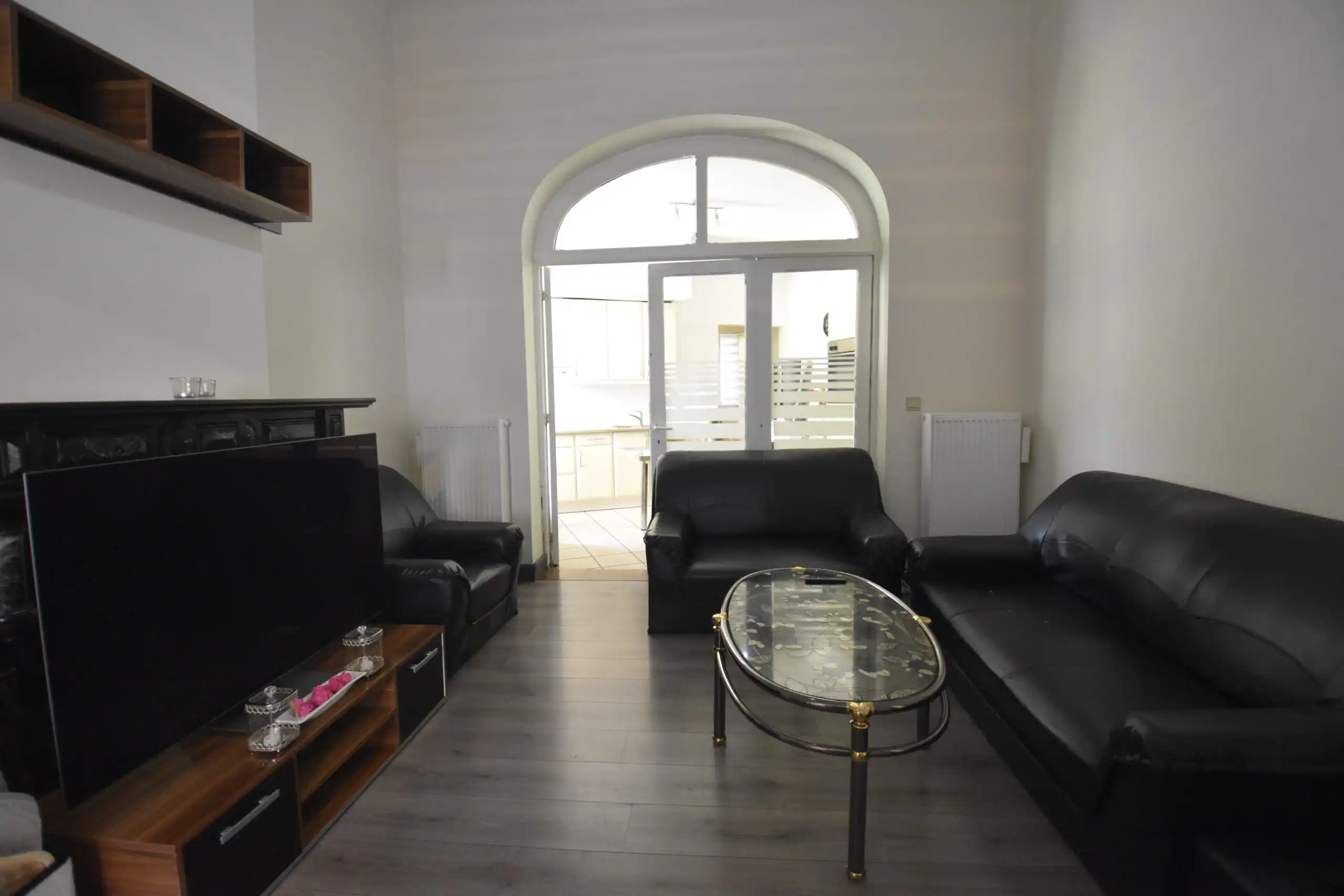 Opbrengsteigendom in karaktervolle herenwoning – centrum Sint-Niklaas foto 3