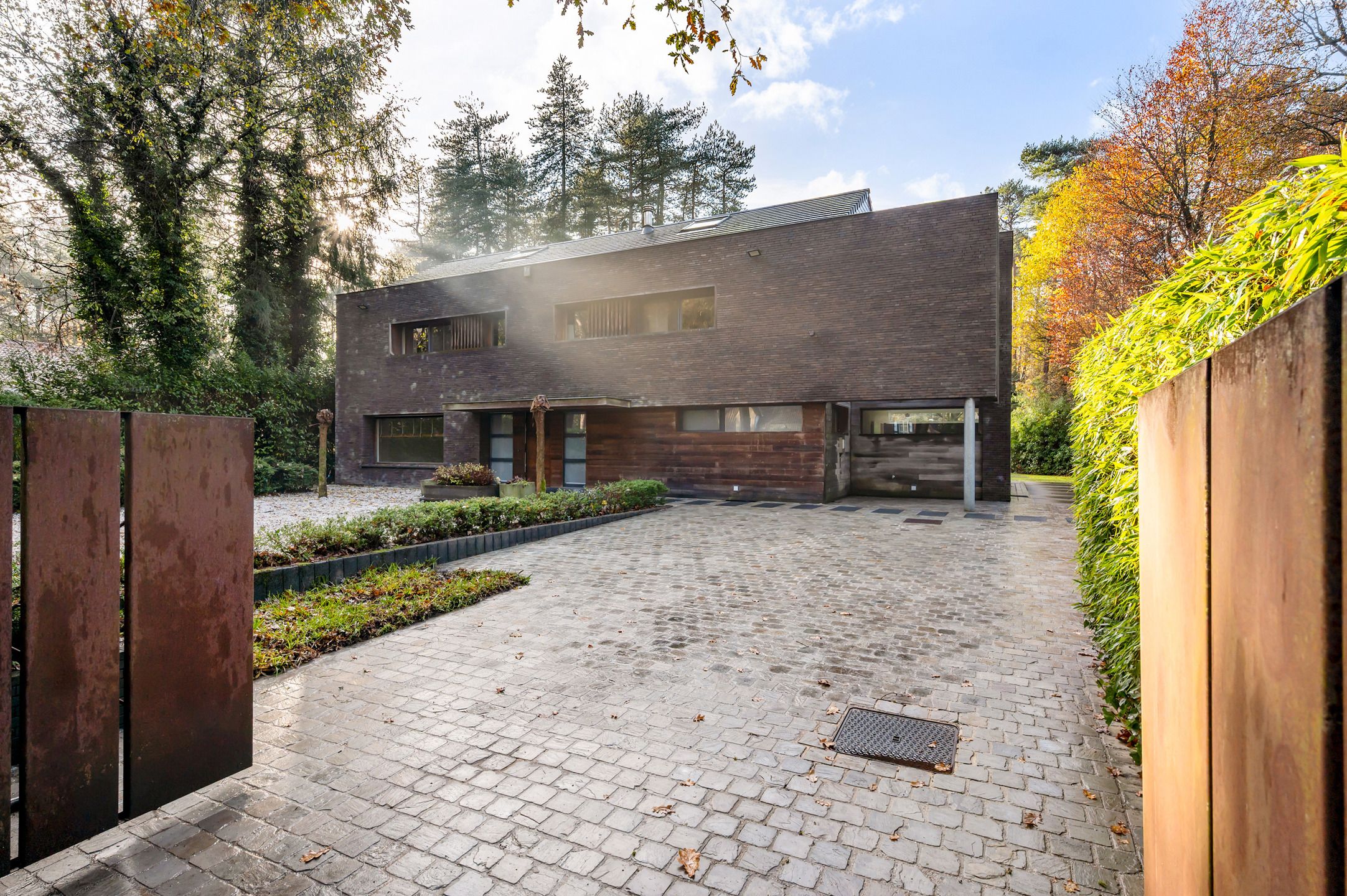 Ruime architecturale villa met 5 slaapkamers  foto 59