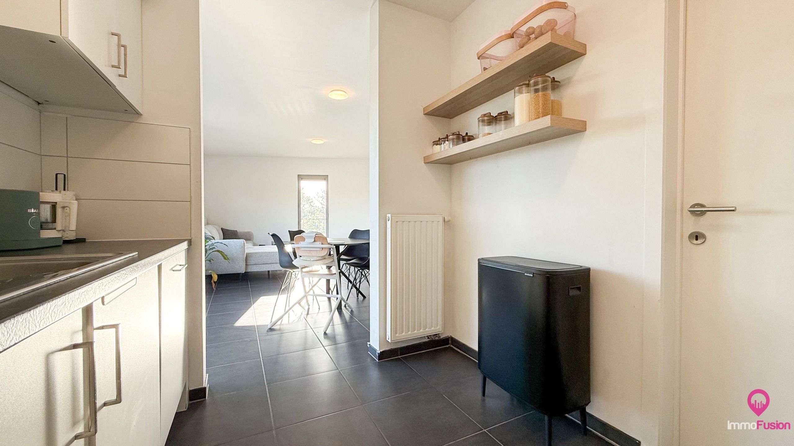 Instapklaar app met garagebox en 3slpk + ideale ligging! foto 12